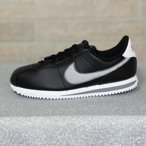 Nike Cortez Basic - Picture 2 of 6